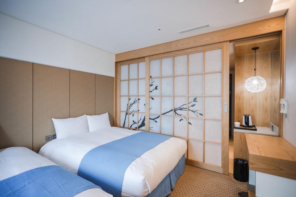 Hotel Whistlelark Jeju Exterior foto