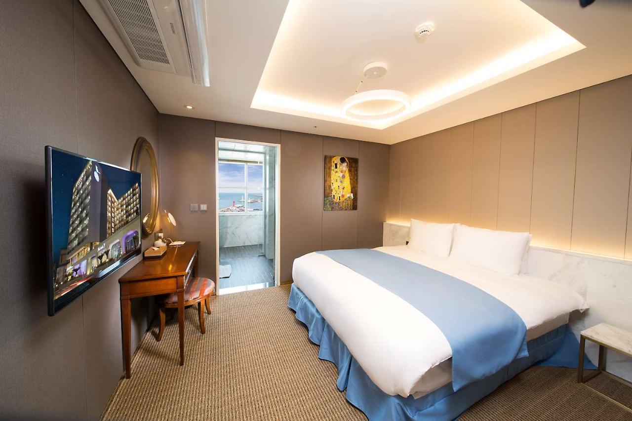 Hotel Whistlelark Jeju Exterior foto